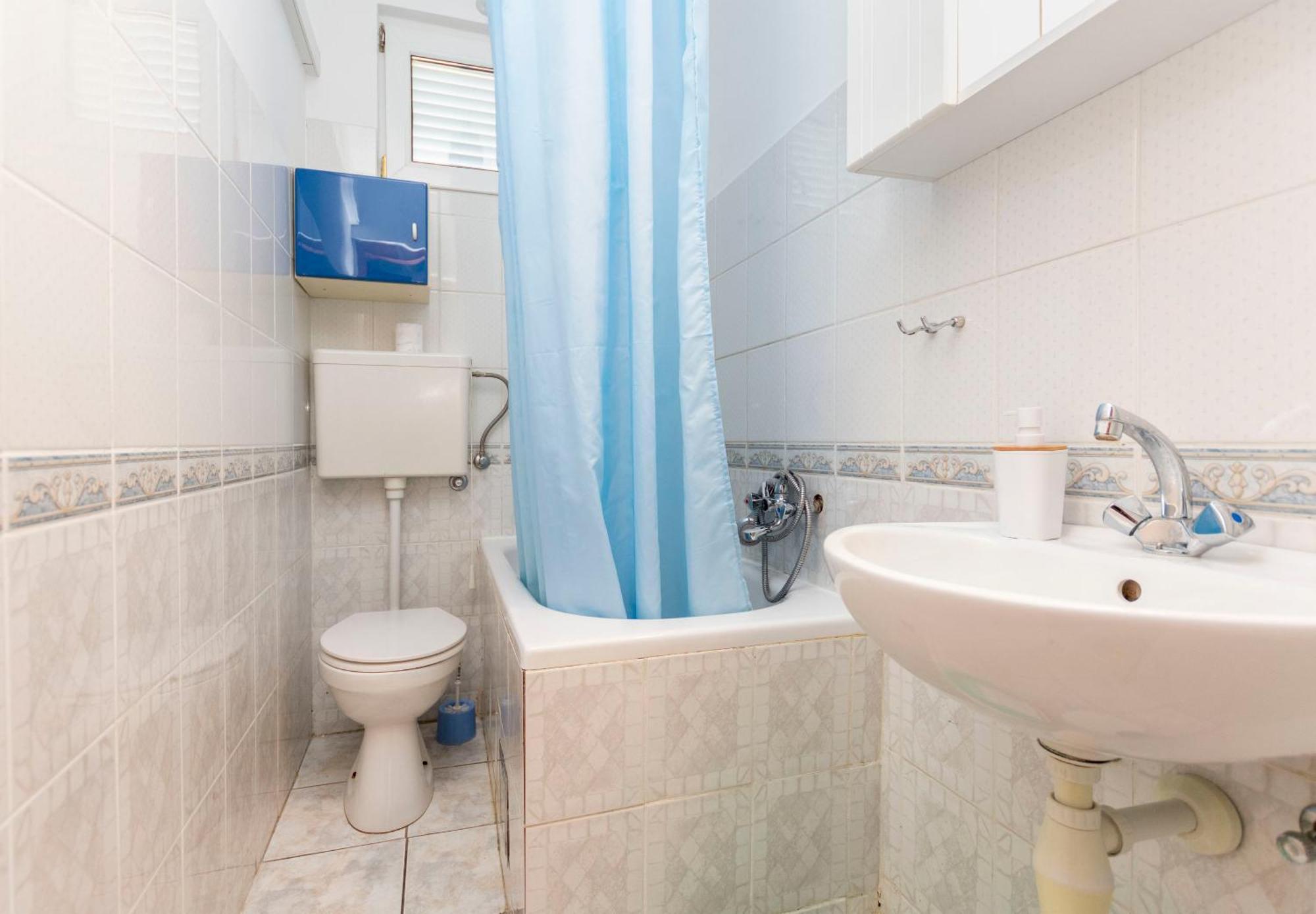 Apartments Ljubomir Rogoznica  Ngoại thất bức ảnh